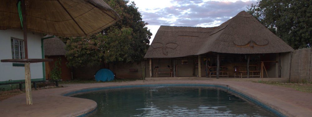 Zinga Backpackers Hotell Livingstone Eksteriør bilde