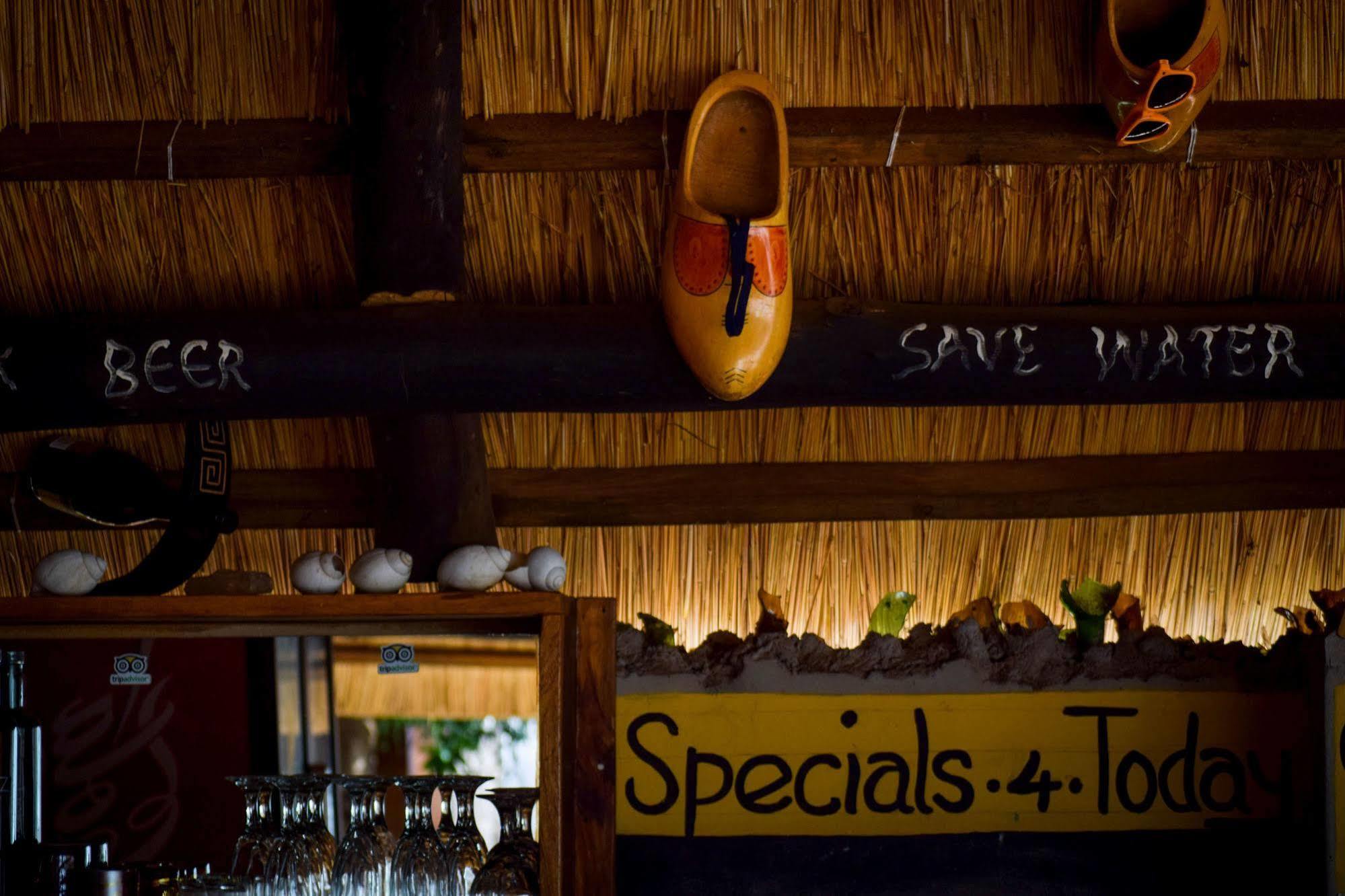 Zinga Backpackers Hotell Livingstone Eksteriør bilde
